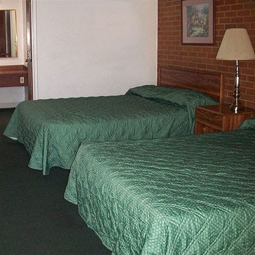 Provo Travelers Inn Szoba fotó